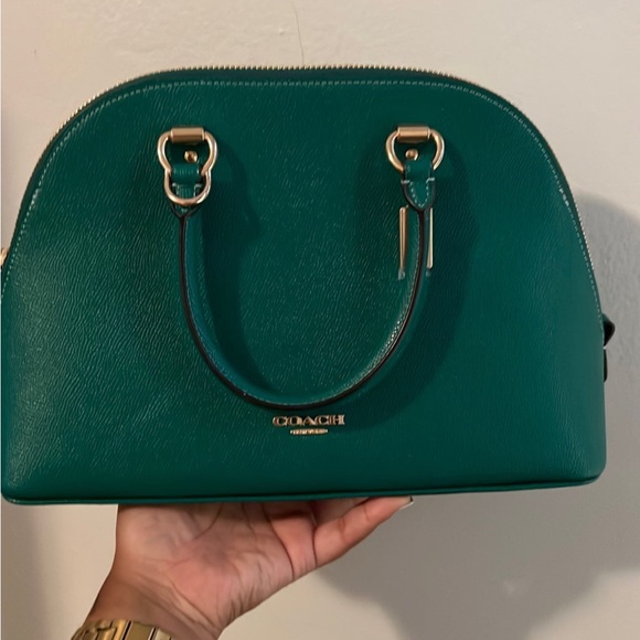 Coach Bags Lovely Hunter Green Coach Bag Also Comes With Straps For